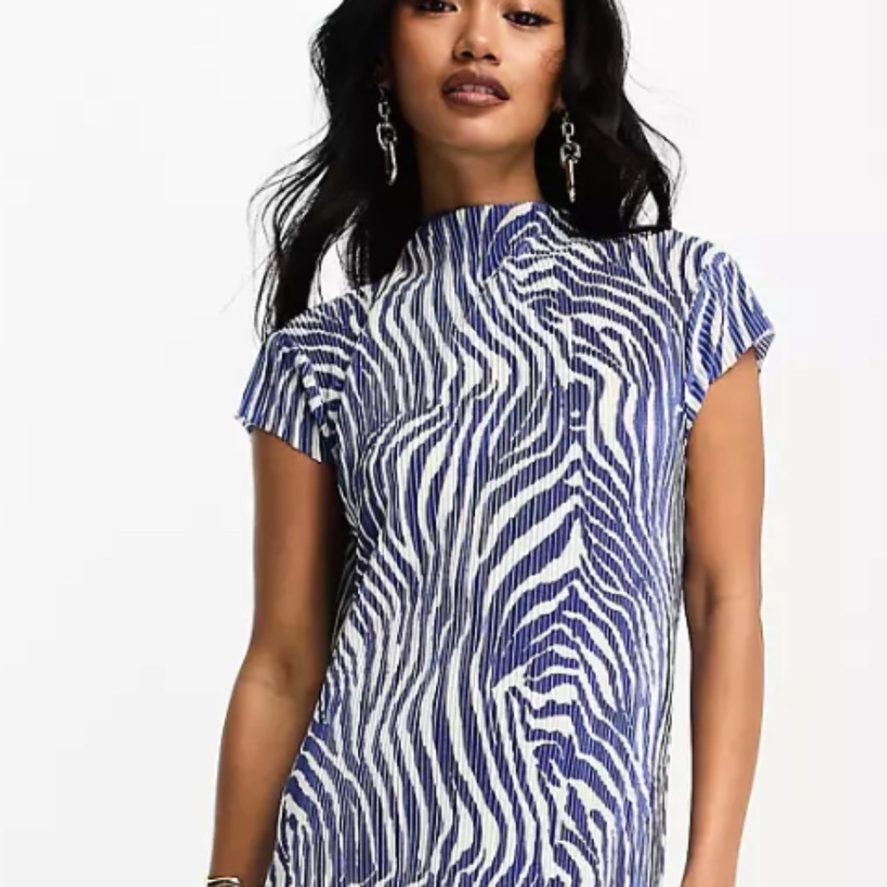 ASOS DESIGN Midi Dress with Cap Sleeve in Blue Zebra (Size 6)
